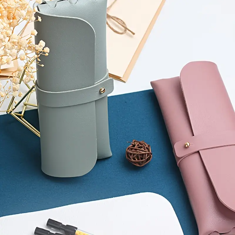 1pc Random Leather Pencil Case - Image 4
